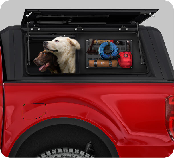 RSI SmartCap Half Bin with gear in bin and two dogs poking heads out of other half of gullwing opening