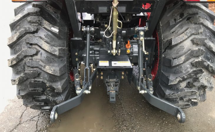 close-up of three-point hitch on back of Branson 3015 Tractor